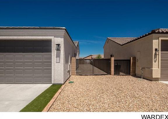 2nd image of 2587 Montano Ridge Dr
