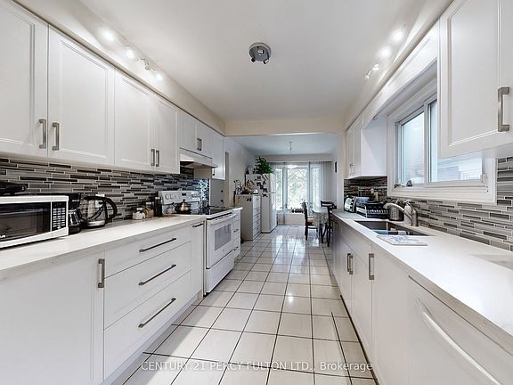 5th image of 169 Willowbrook Rd