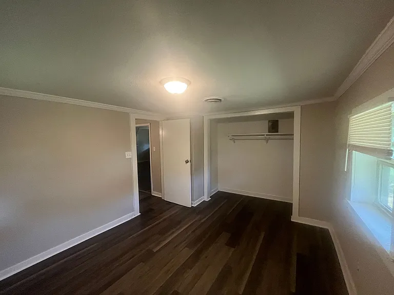 508 Wallace Rd — Photo 11