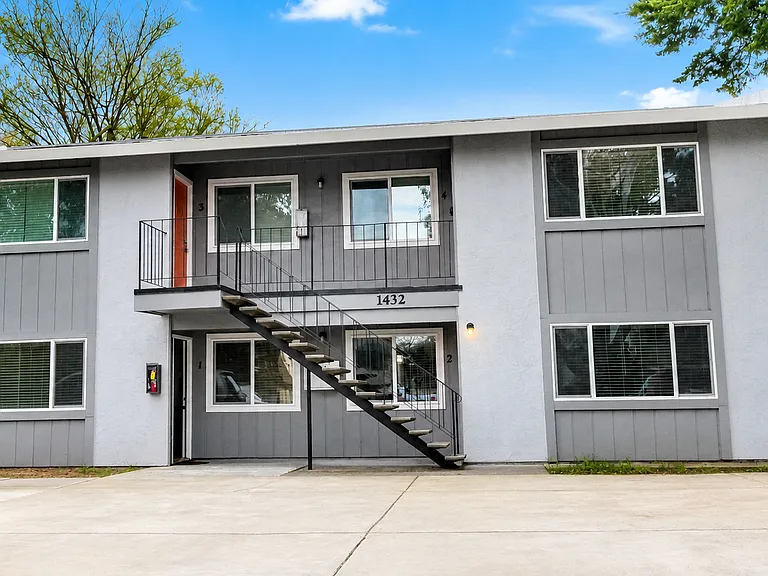 1432 Drake Dr #3 — Photo 10