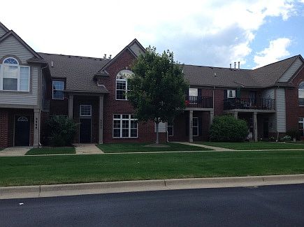 1st image of 3340 Primrose Ln
