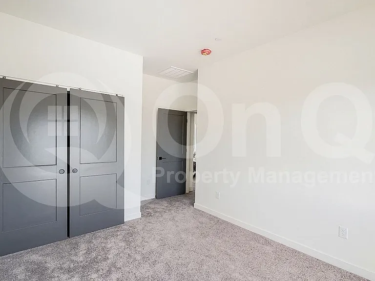 1443 E Osborn Rd #5 — Photo 9