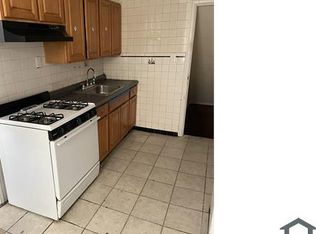 4133 I St, Philadelphia, PA 19124