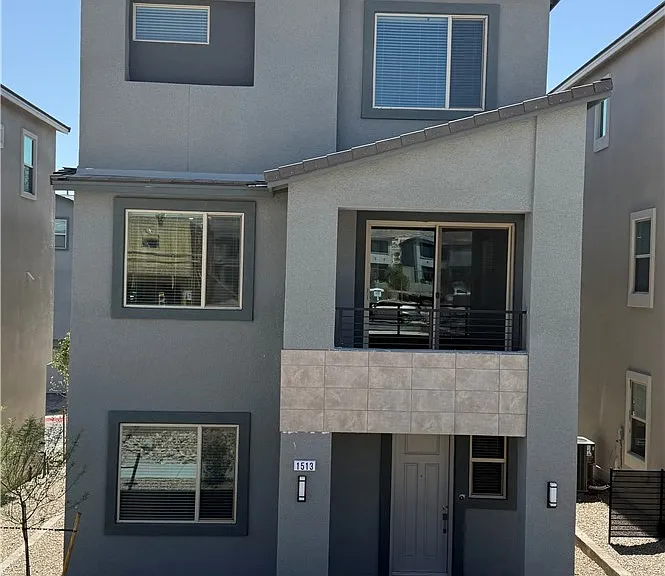 1513 Bat Hawk St — Photo 1