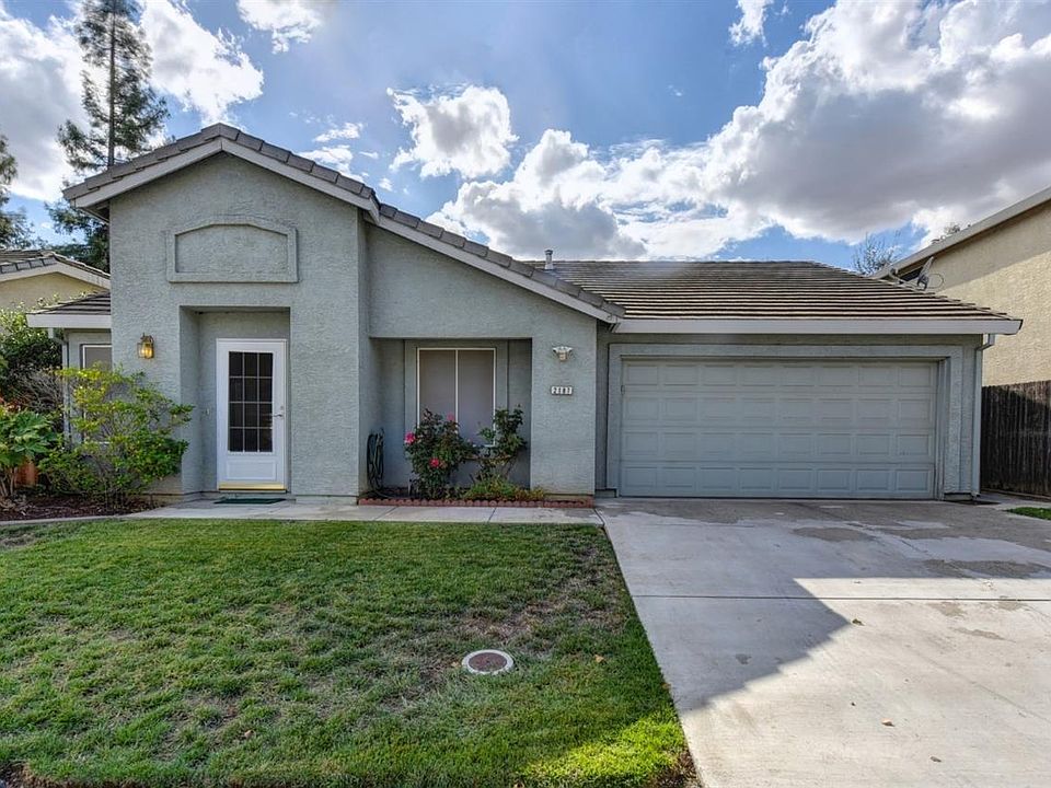 1st image of 2187 Beatty Way