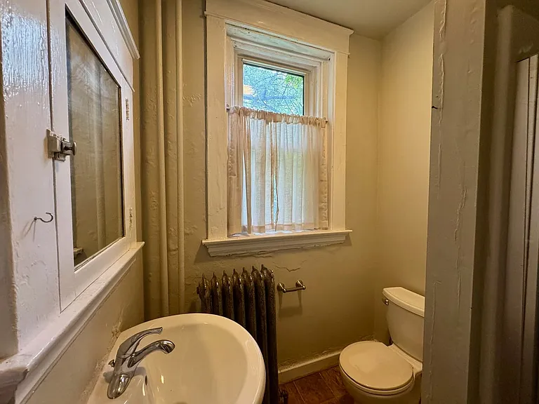 265 W McMillan — Photo 15