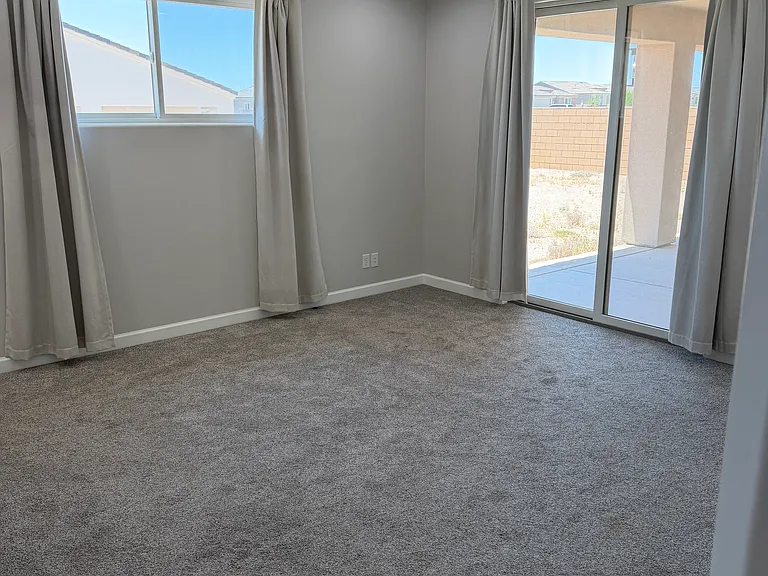 2194 E Hutch St — Photo 24