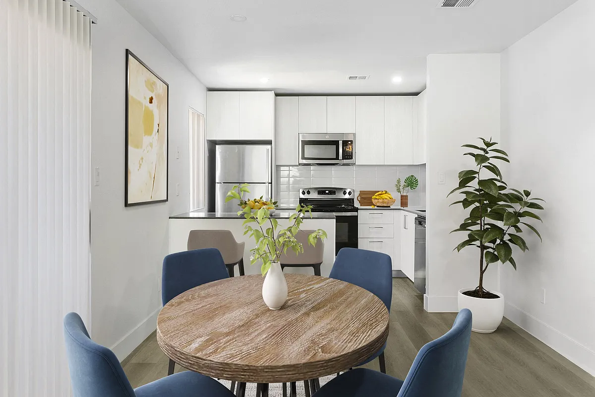 Building Photo - Sonoran Flats