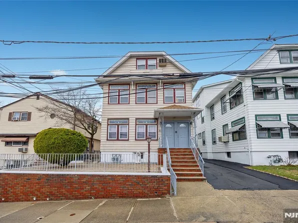 38 Stewart St, Passaic, NJ 07055