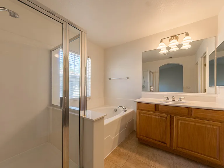 553 Adeline Ave — Photo 13