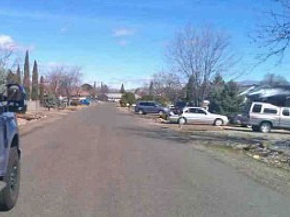 Exterior Neighborhood (street photo)