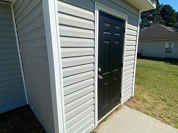 5th image of 161 Dupont Dr NW