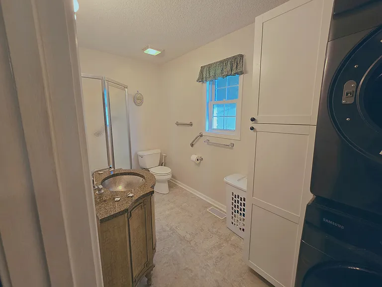 726A S Main St — Photo 8