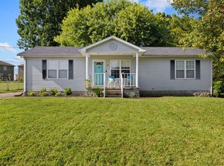 135 Village Cir, Glasgow, KY 42141