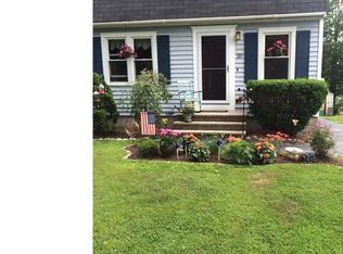 20 Applewood Dr, Saco, ME 04072