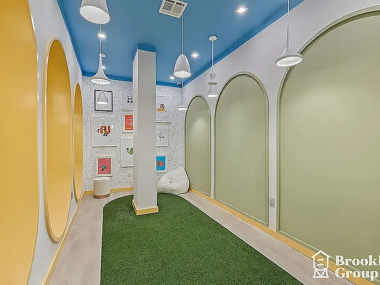 556 Baltic St #503 — Photo 24