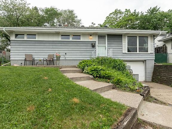 2nd image of 739 20th Ave N
