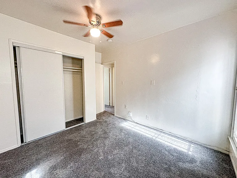 1462 W 53rd St #1500 — Photo 8