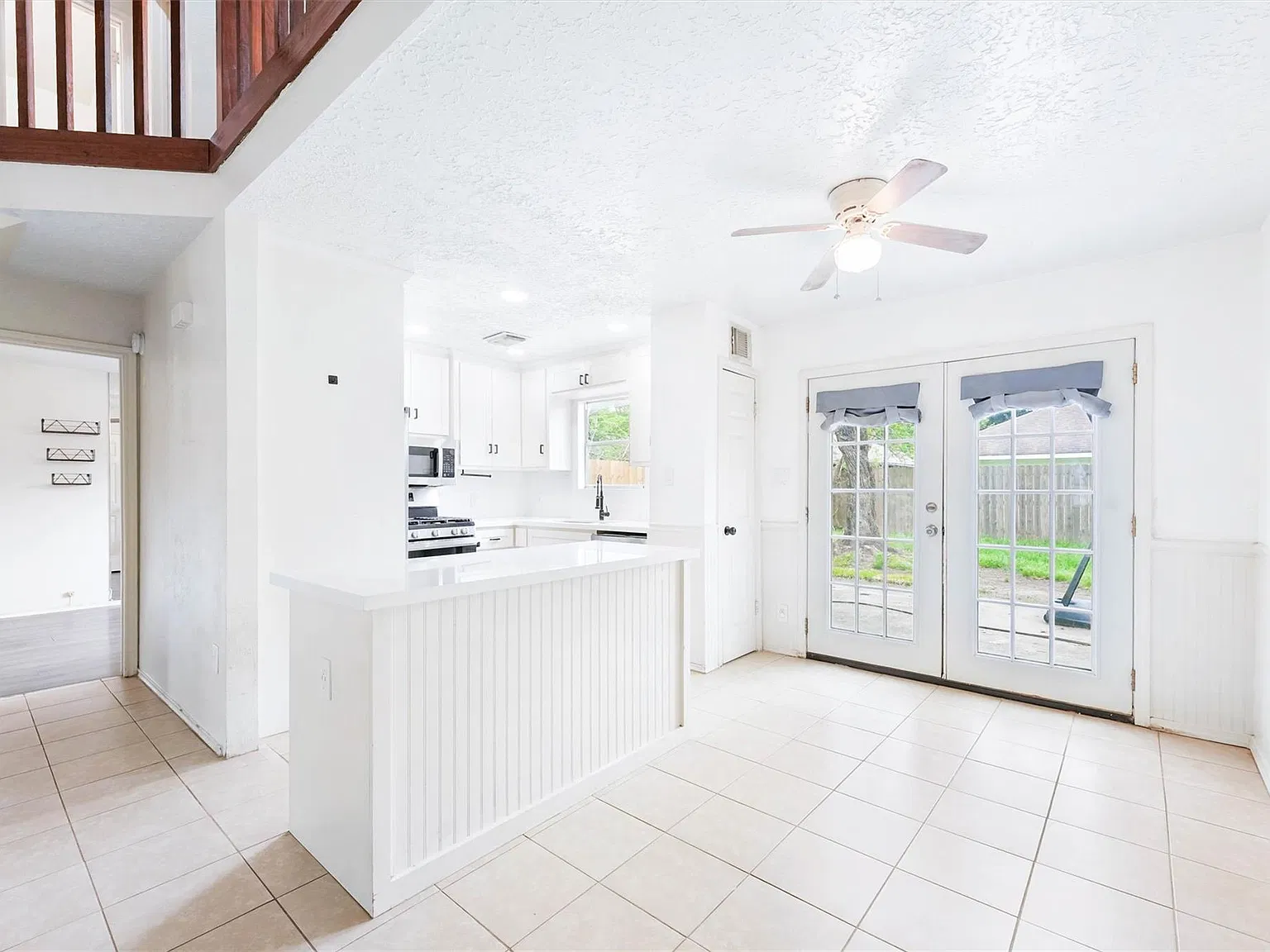 3 bed, 2.0 bath, 1234 sqft, $1,750 — Photo 4