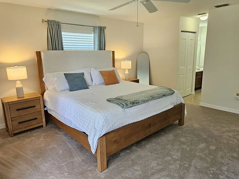 764 Avenida Estancia #206-B — Photo 31