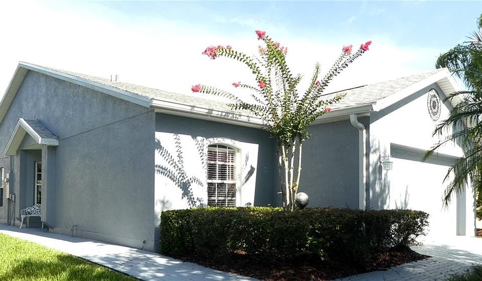 1st image of 698 Vineyard Way