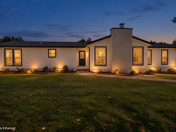 1103 Forest Harbor Dr, Hendersonville, TN 37075