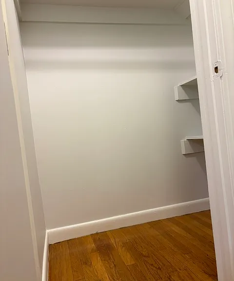 49 Gloucester St #3 — Photo 8
