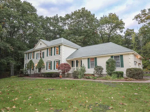 51 Blossom Road, Windham, NH 03087