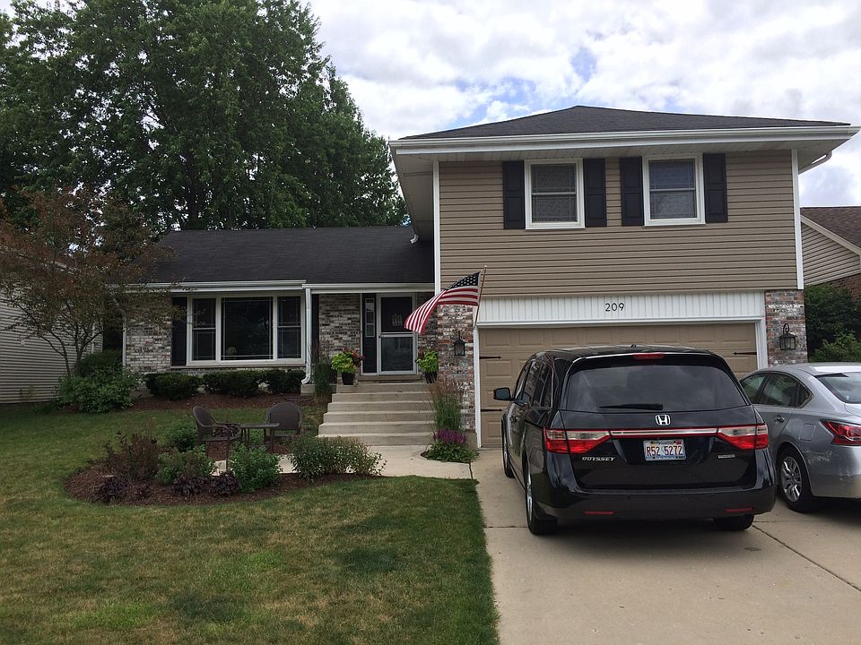 1st image of 209 Grovenor Dr