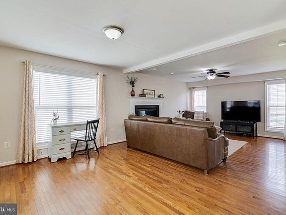 4th image of 3 Carissa Ct