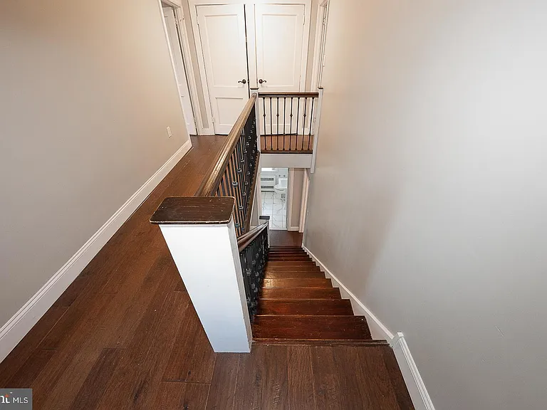 625 Chelten Hills Dr — Photo 39