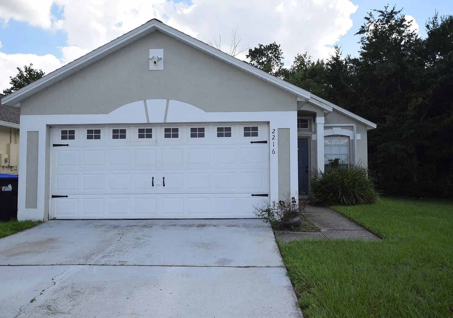 This charming 3 Bedroom, 2 Bath Single Family Home For Rent at 2216 Phonecia Ct. Orlando, FL 32837 — Photo 2