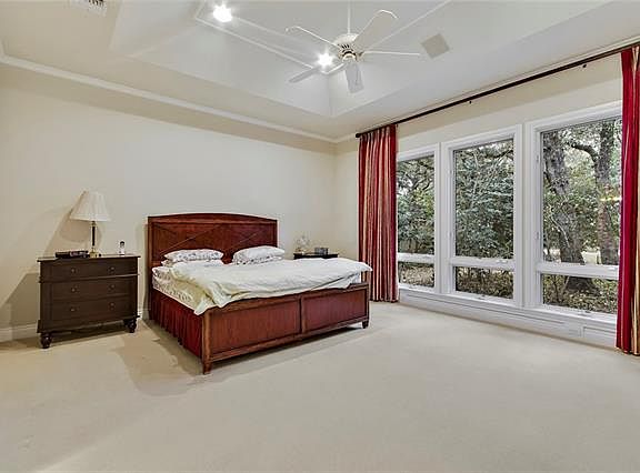5th image of 2931 Chatelaine Dr
