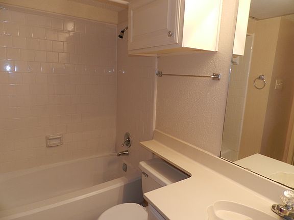 4th image of 10855 Meadowglen Ln APT 1025