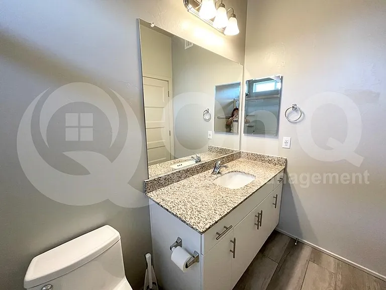 833 E Park Modern Dr — Photo 19