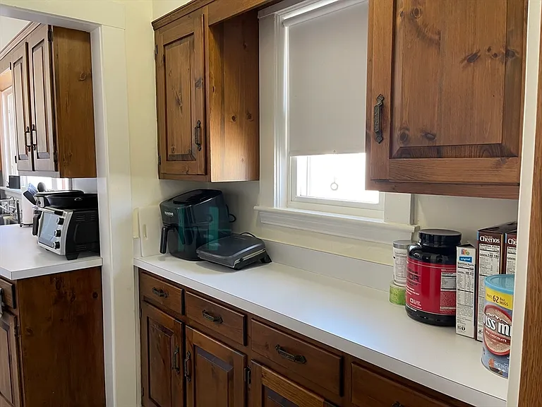 17 Hosmer St #17 — Photo 6