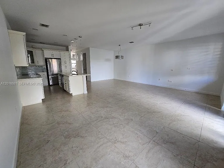 5810 NW 104th Path #5810 — Photo 19