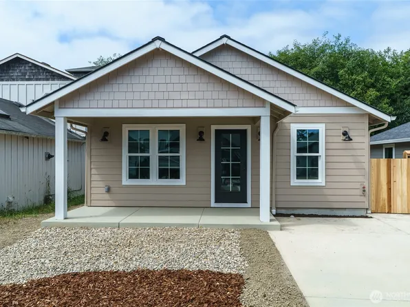 117 7th Street SW, Long Beach, WA 98631