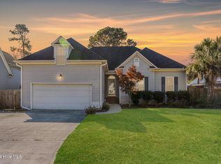 704 Crows Nest Ct, Wilmington, NC 28409