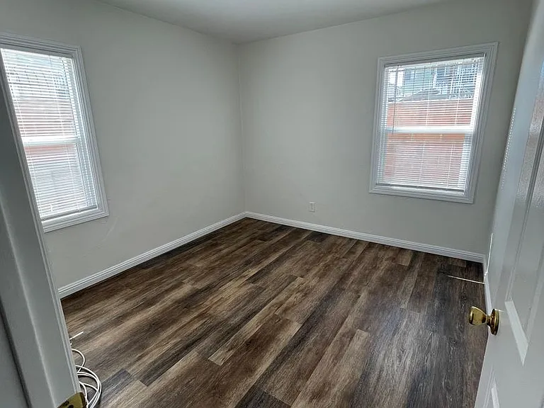 1444 Chestnut Ave — Photo 14
