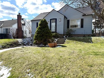 573 Falstaff Rd, Rochester, NY, 14609