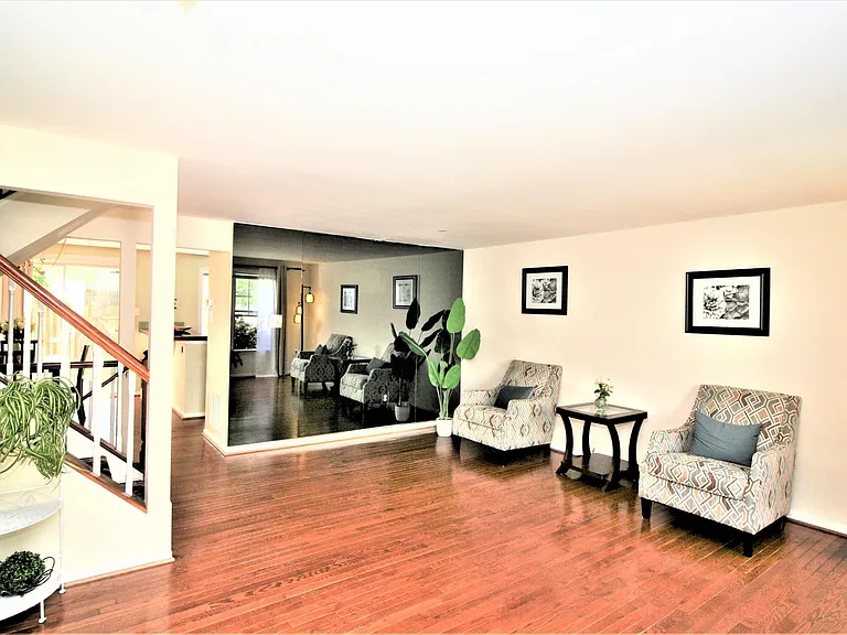 10602 Tuppence Ct — Photo 5