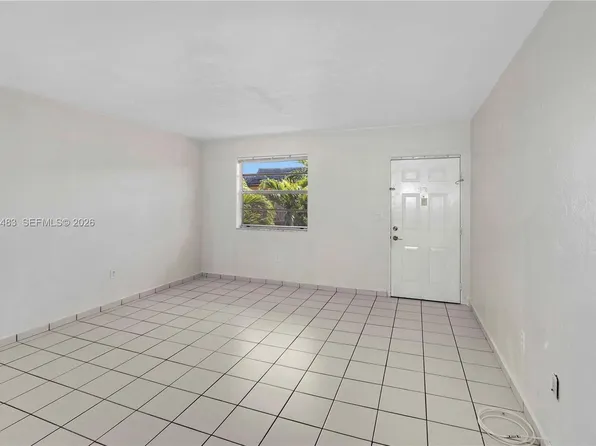 4655 Palm Ave APT 309, Hialeah, FL 33012