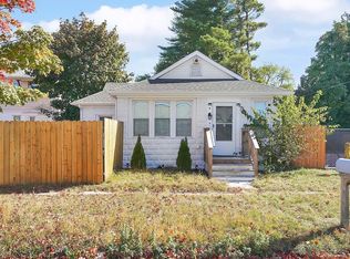 9 Glenwood St, Springfield, MA 01119