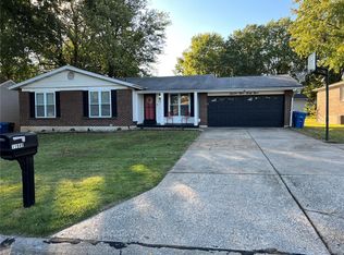 11949 Roseview Ln, Saint Louis, MO 63138