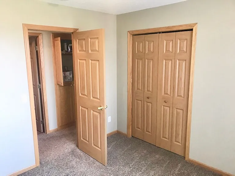804 Harrison Dr — Photo 11
