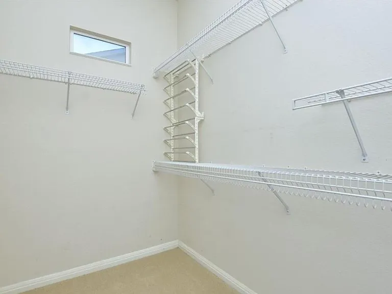 111 Purple Sage Dr — Photo 13