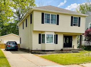 1127 Genesee Ave, Mayfield Heights, OH 44124