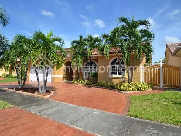 8793 NW 142nd Ln, Miami Lakes, FL