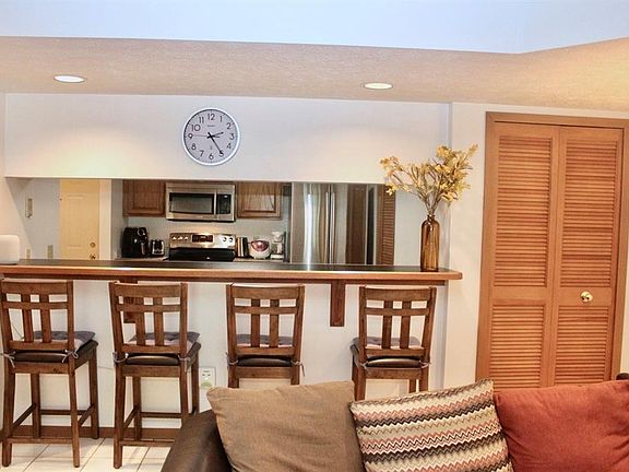 5th image of 8633 Scenicview Dr #H103